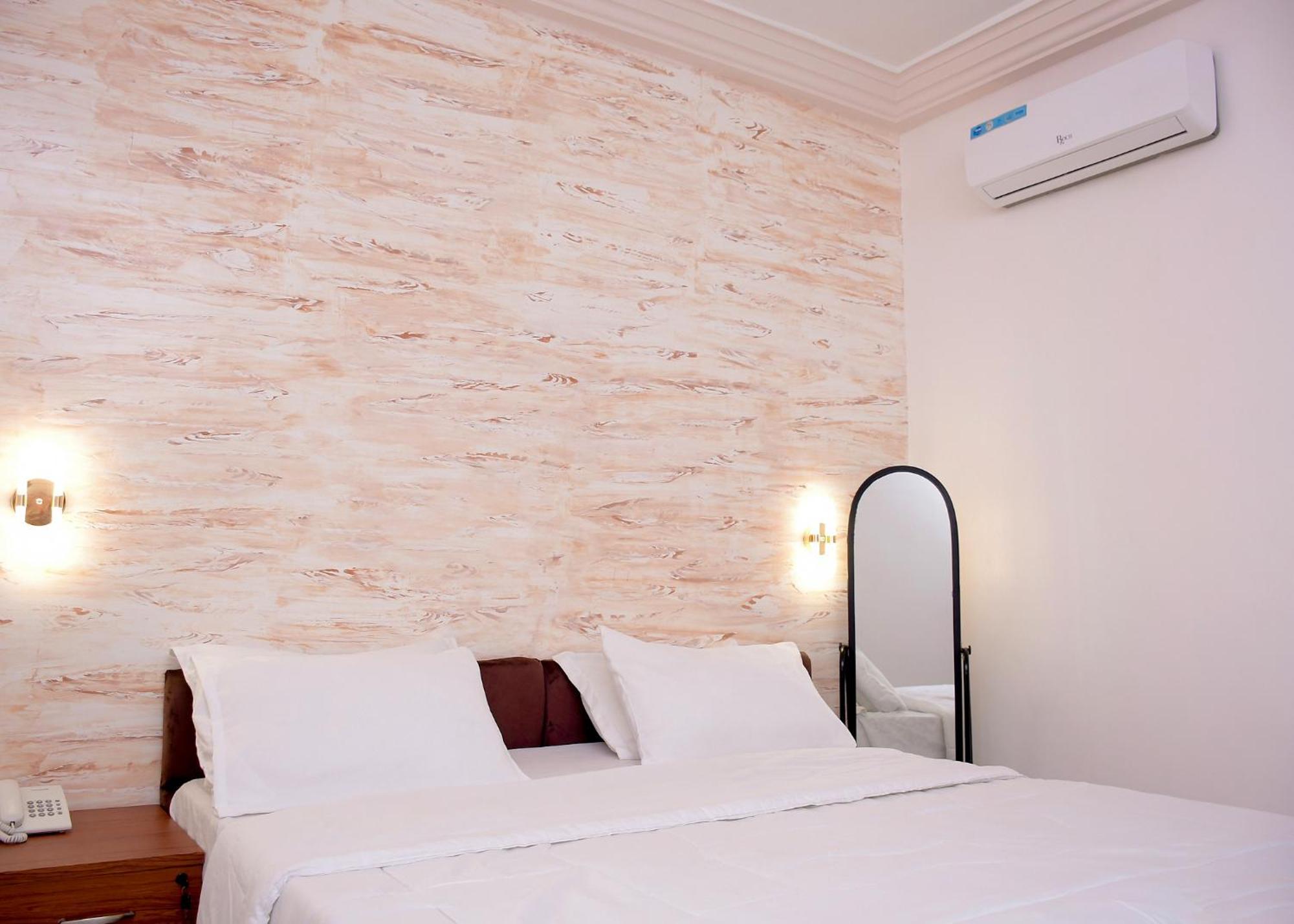 Hotel Mavilla Cotonou Kültér fotó