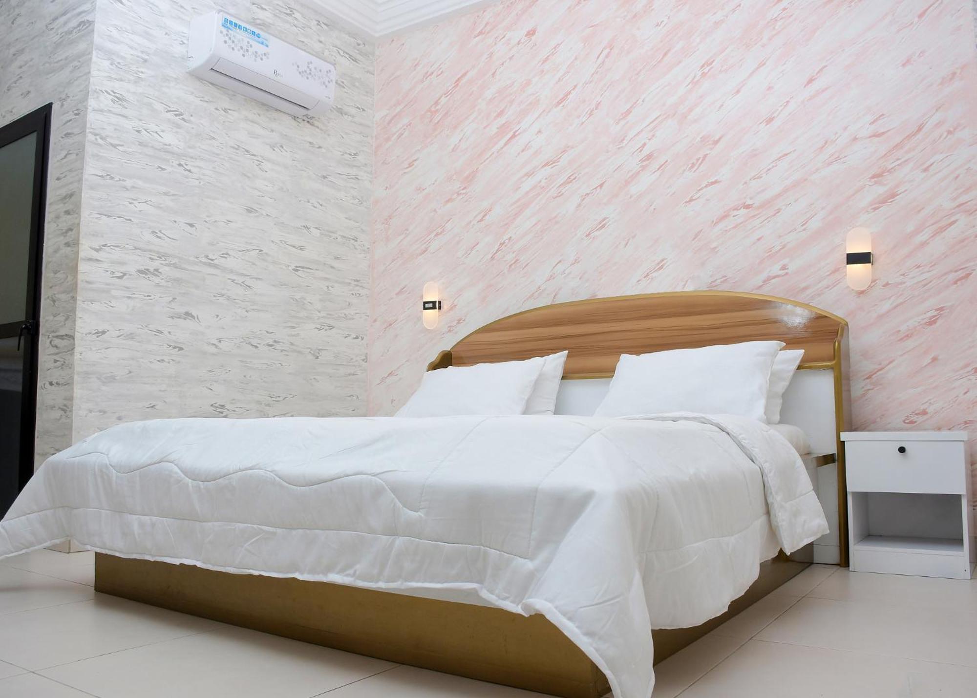 Hotel Mavilla Cotonou Kültér fotó