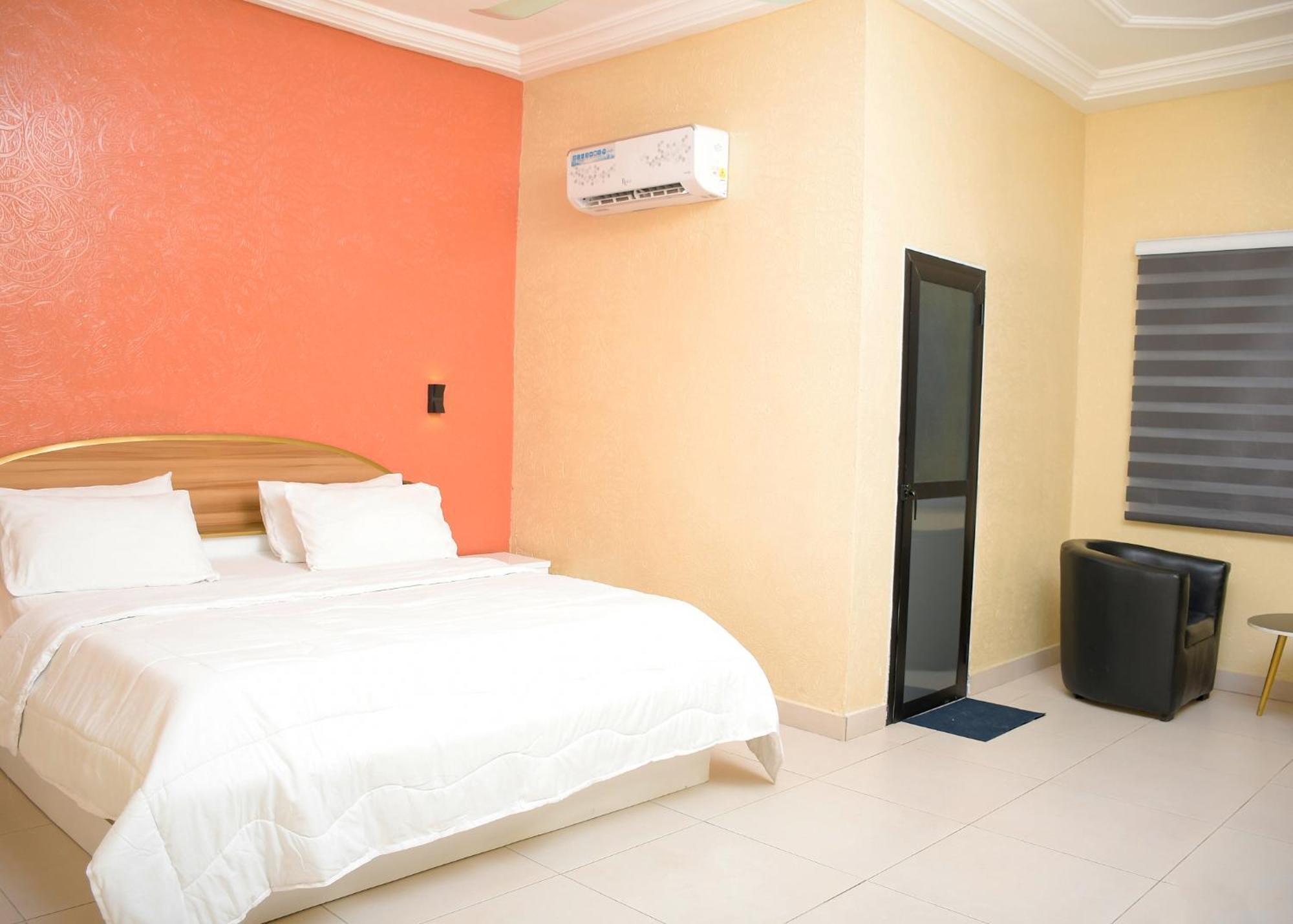 Hotel Mavilla Cotonou Kültér fotó