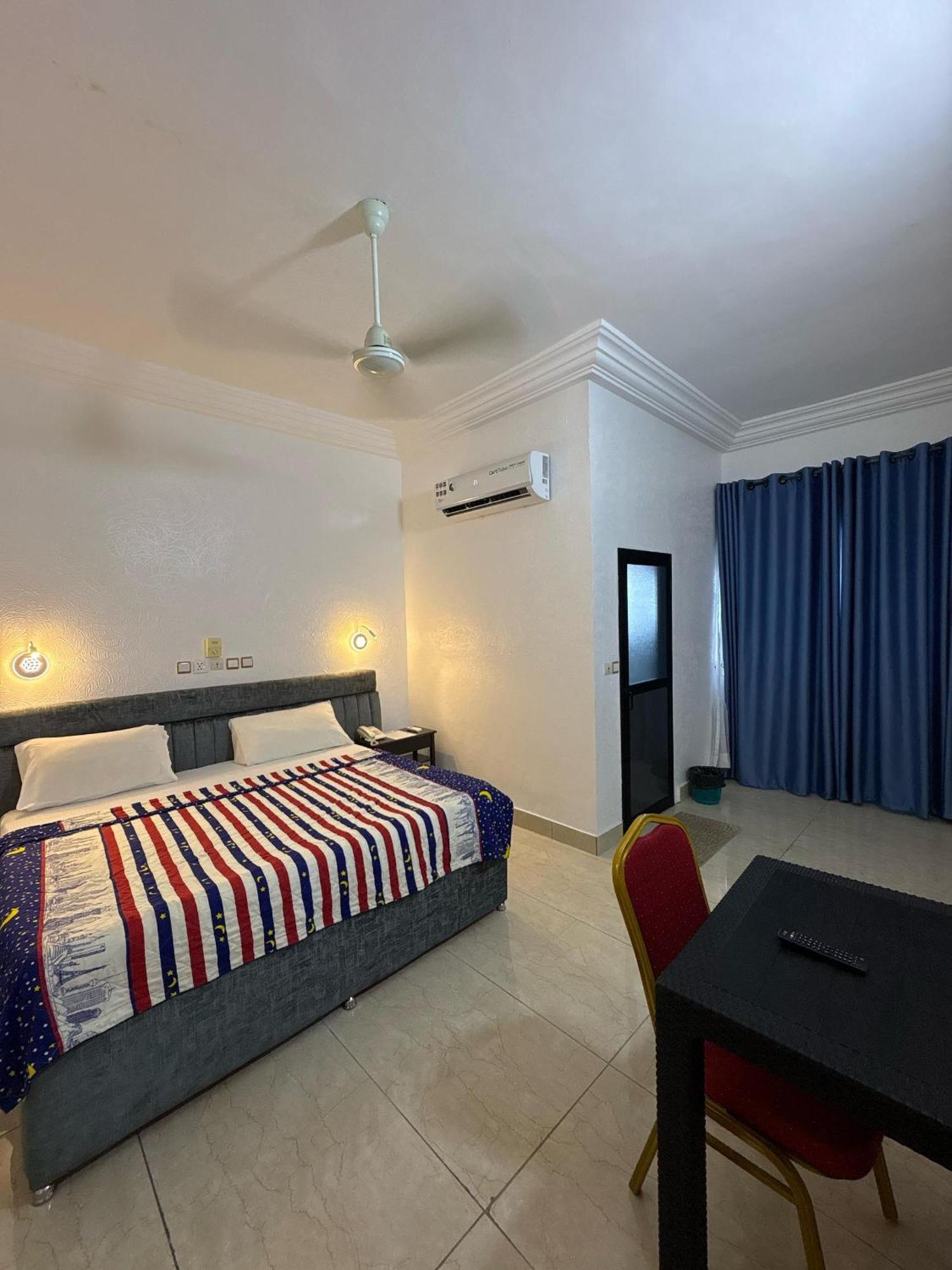 Hotel Mavilla Cotonou Kültér fotó